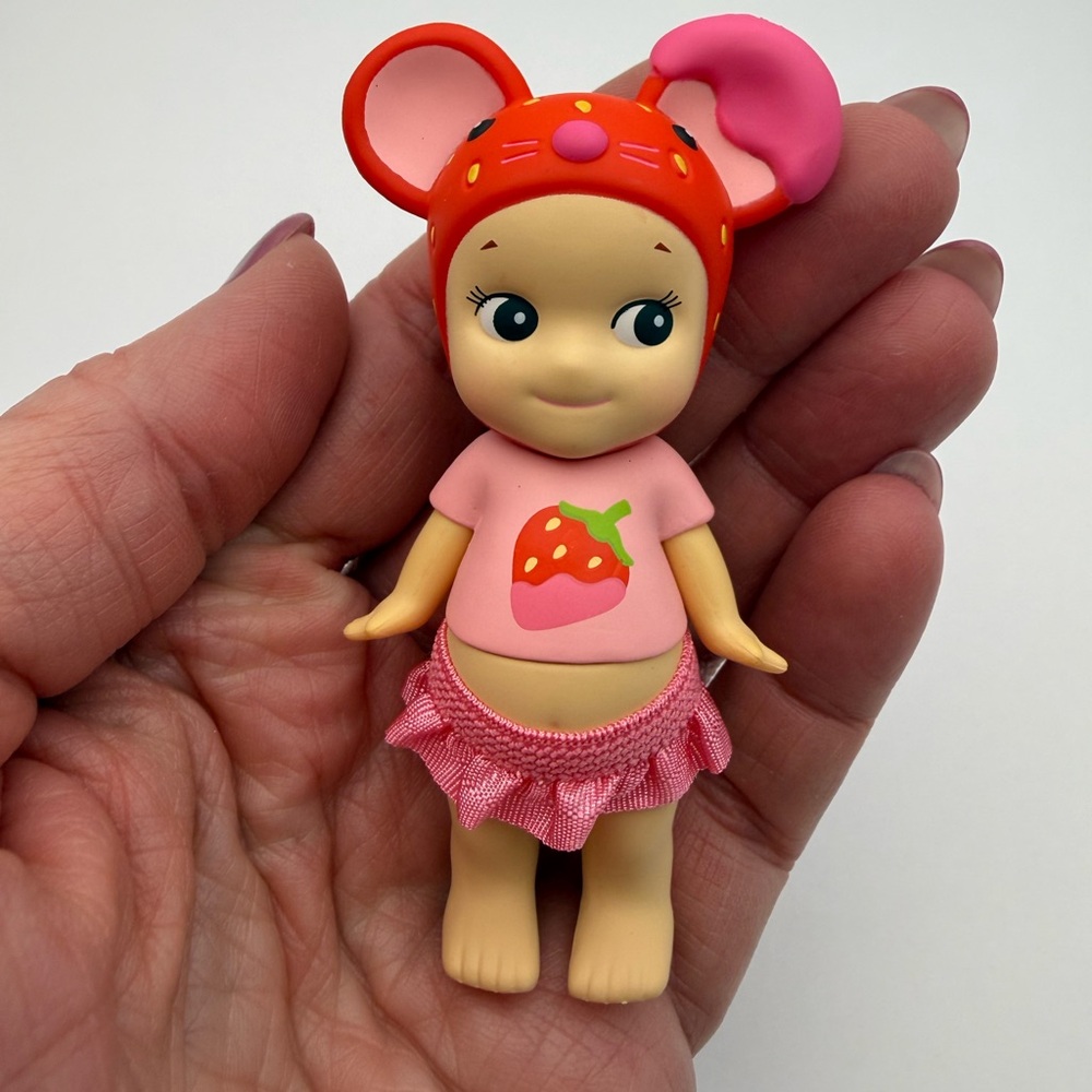 Sonny Angel Limited Strawberry Love Series - Confirmed Mouse